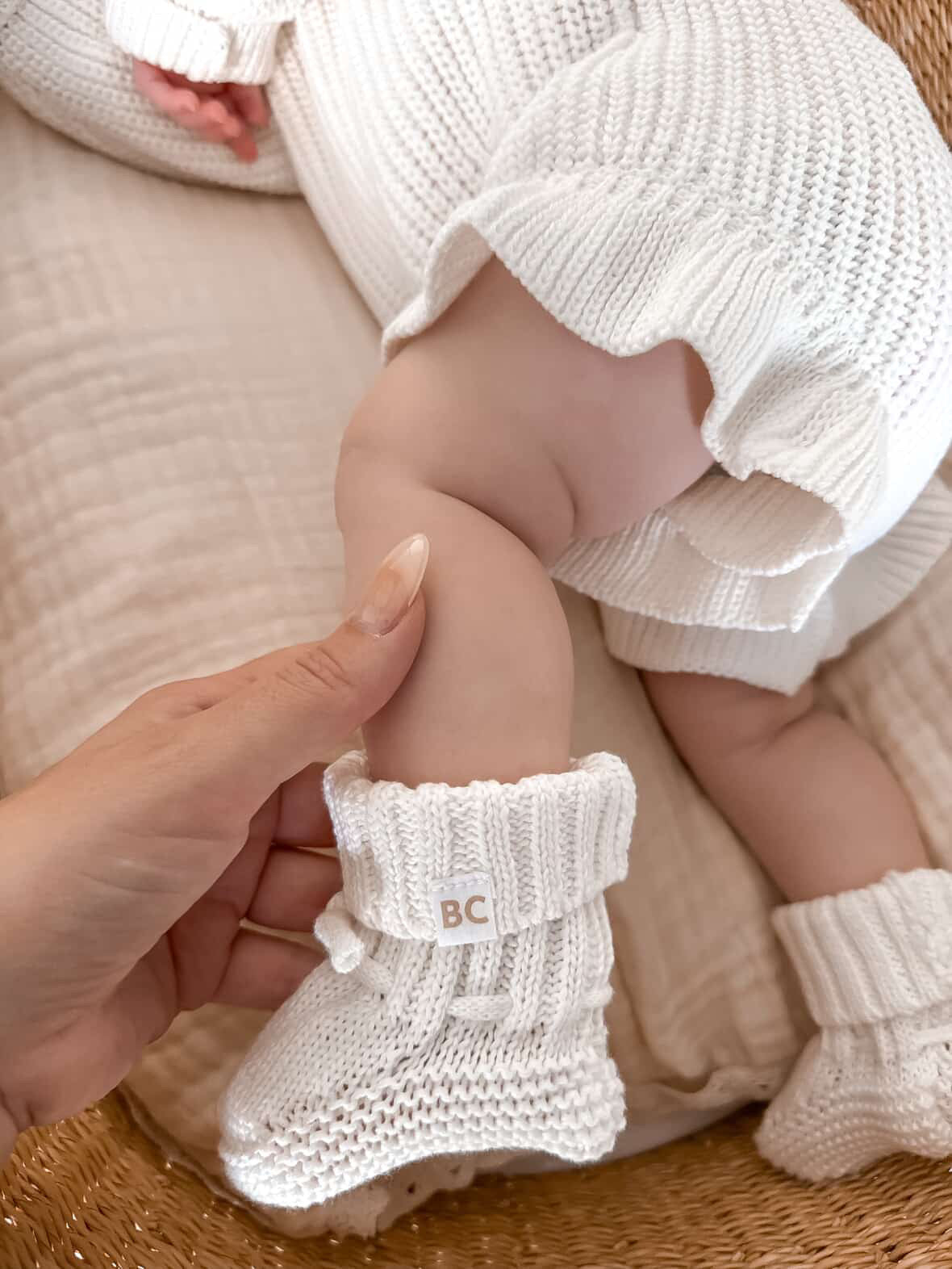 Knit Booties - Milk